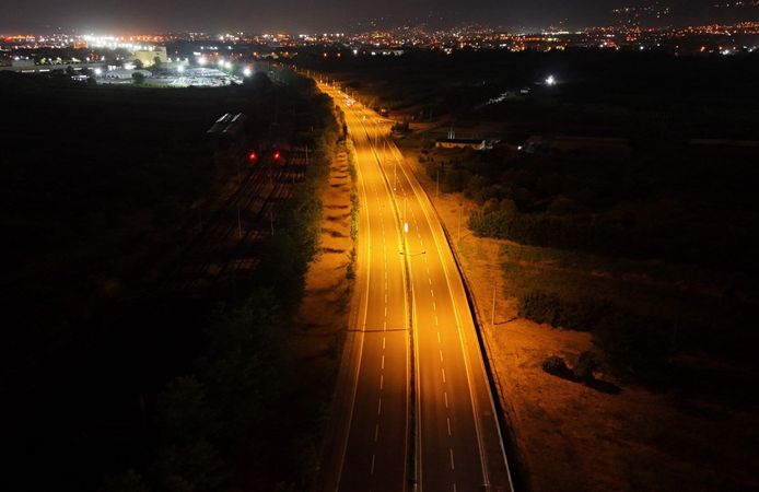 Büyükşehir’den İzmit yollarına güvenli dokunuş: 9 bin metrelik çizgi çalışması bitti!