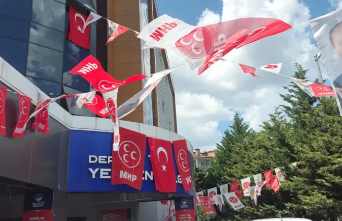 MHP Derince’de 10. Olağan Kongre Heyecanı: Av. Metehan Uluman’ın Yeni Yönetim Kadrosu Belli Oldu!