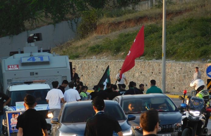 Kocaelispor Taraftarı Maça Akın Ediyor