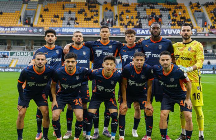 Kocaelispor Öncesi Başakşehir'de Şok