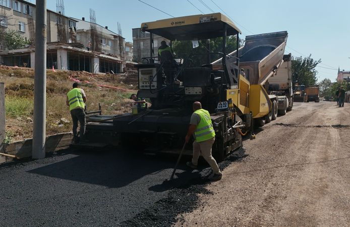 Darıca’da kış öncesi asfalt çalışmaları hızlandı