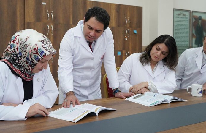 Meb'den Öğretmen Önlüğü Düzenlemesi Geldi!