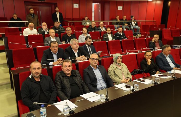 Gebze meclisinde bütçe ve imar mesaisi