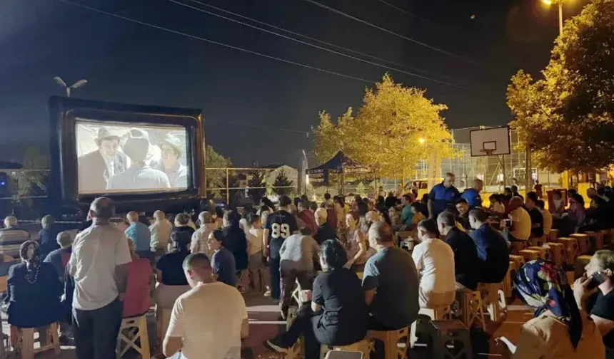 Derince’de Açık Hava Sinama Akşamı