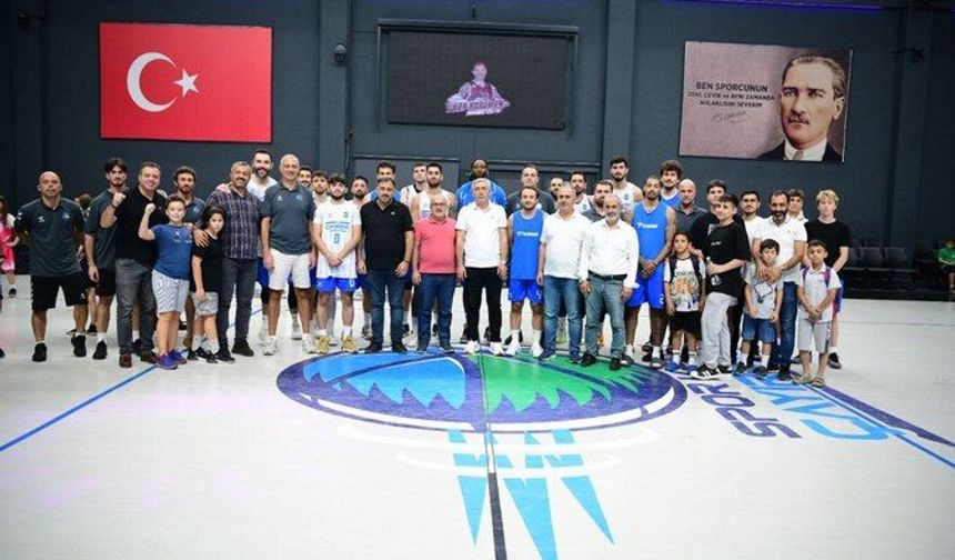 İlkan Karaman Turnuvası’nın kazananı Çayırova Belediyesi