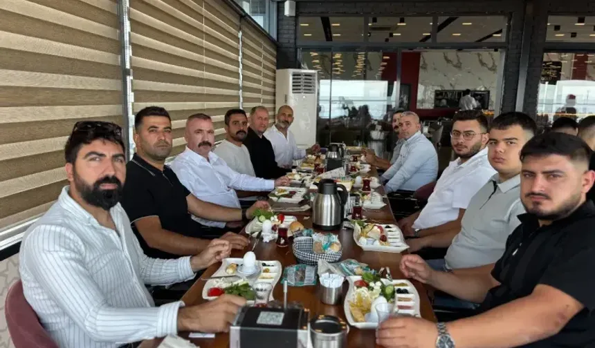 MHP Dilovası İlçe Başkanlığı Gençlik buluşması yaptı.