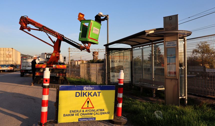 Kocaeli’de Duraklara Güneş Enerjili Aydınlatma Sistemi Kuruluyor