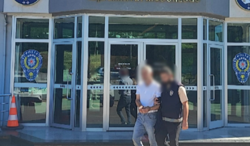 Kocaeli Emniyeti'nden kaçakçılık operasyonu: Kesinleşmiş hapis cezası bulunan şahıs körfez'de yakalandı