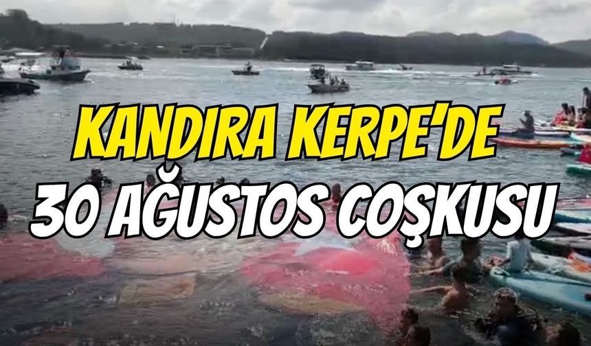 Kandıra Kerpe’de 30 Ağustos coşkusu: Dalgıçlar denizde Türk bayrağı ve Atatürk posteri açtı