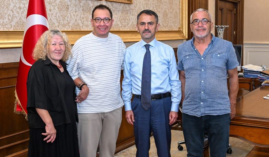 Vali İlhami Aktaş, Kendisiyle Tanışmak İsteyen İlker Tüzer ve Ailesini Ağırladı