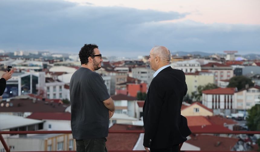 Oytun Erbaş Gebze’de gençlerle buluştu: İnsan aklını anlattı