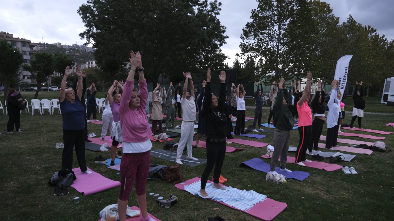“Nefes Al İzmit” Yoga Etkinliğine Plajyolu’nda Yoğun Katılım (2)