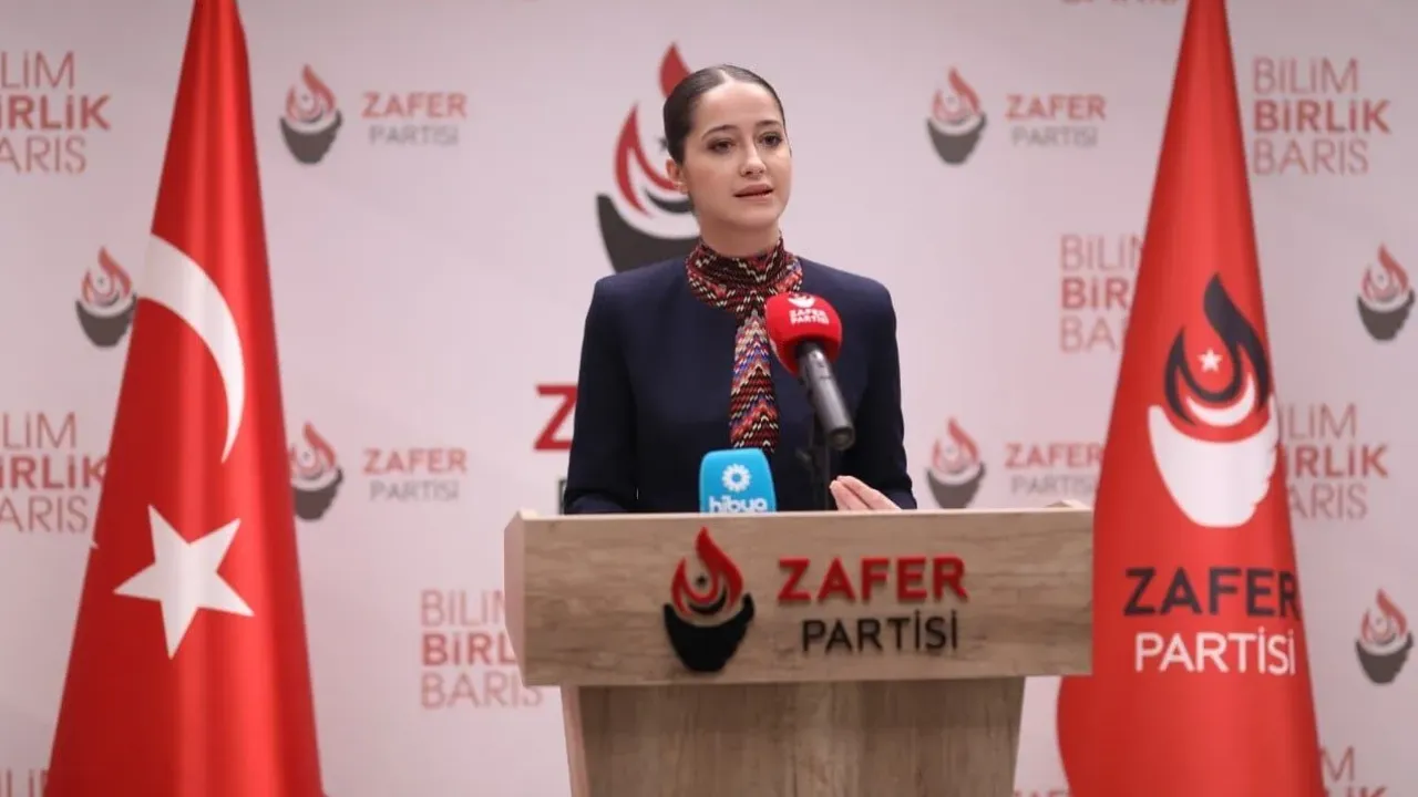 [RESİM: Avukat Sevdagül Tunçer'in resmi, profesyonel bir portre fotoğrafı]