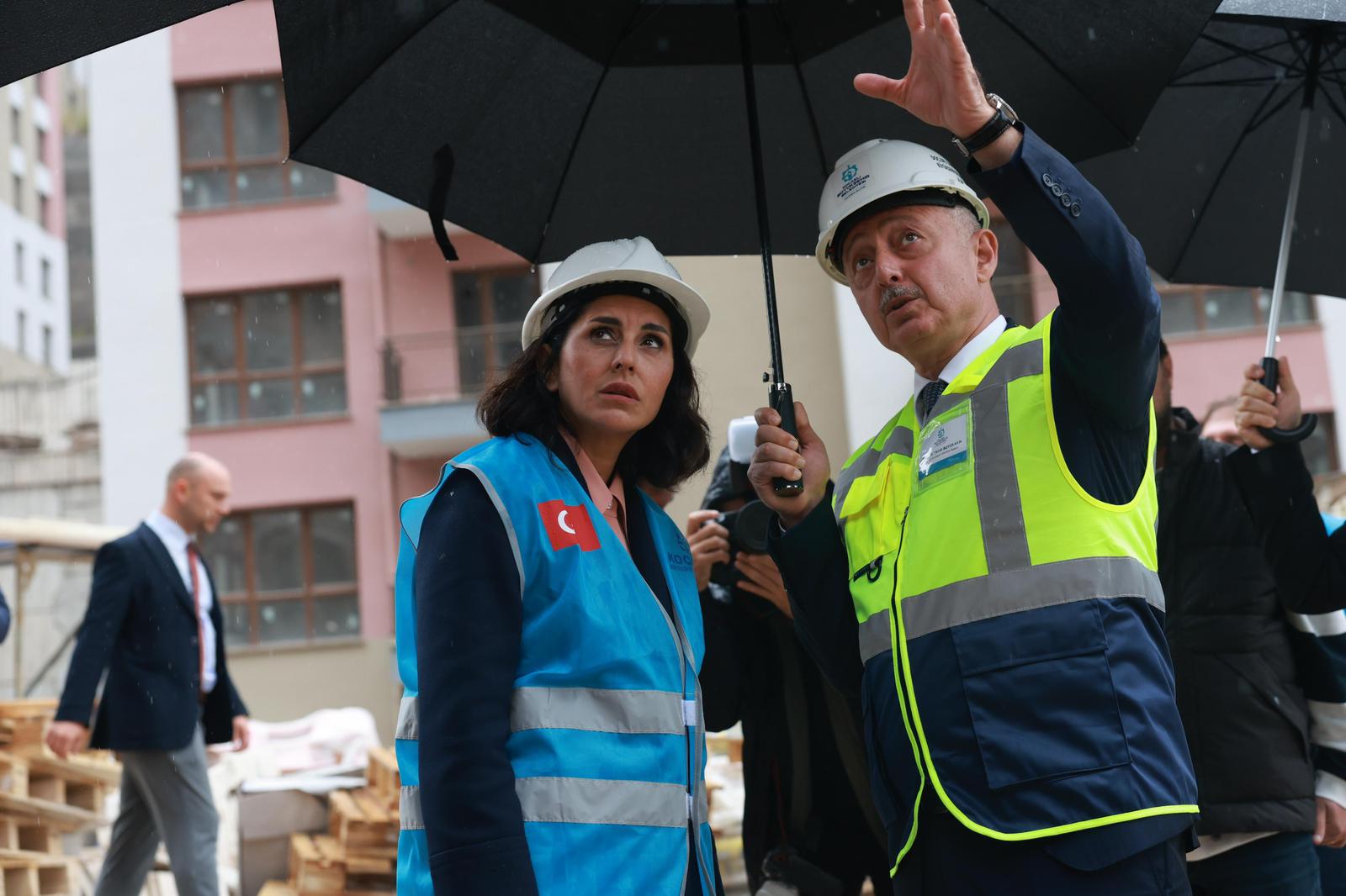 Sevilay Tuncer, Cedit Konutları'nı Gezdi (5)