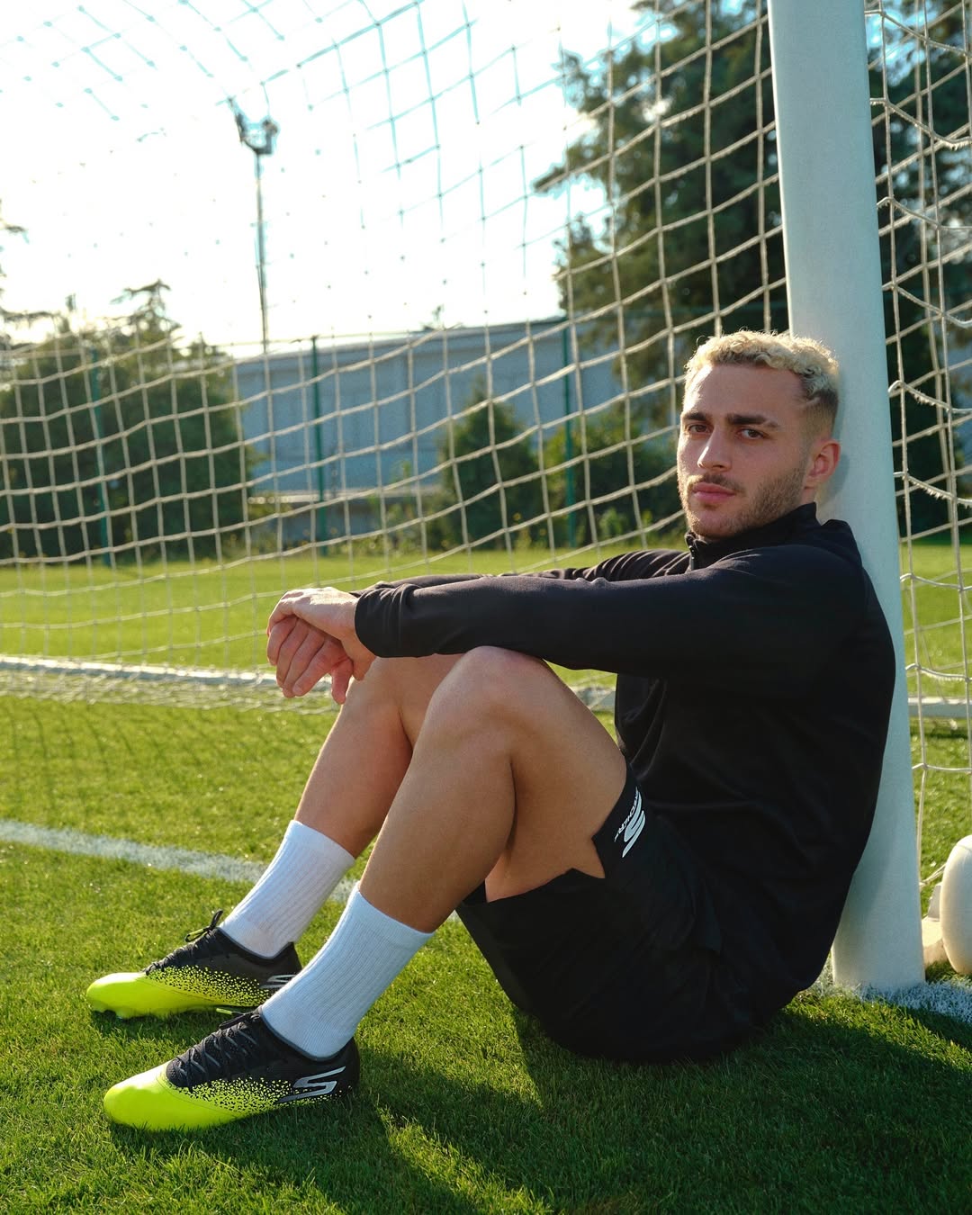 🦁 A Lion Joins The Skechers Family.welcome To Our Newest Member Of The Squad. Comfortable On An