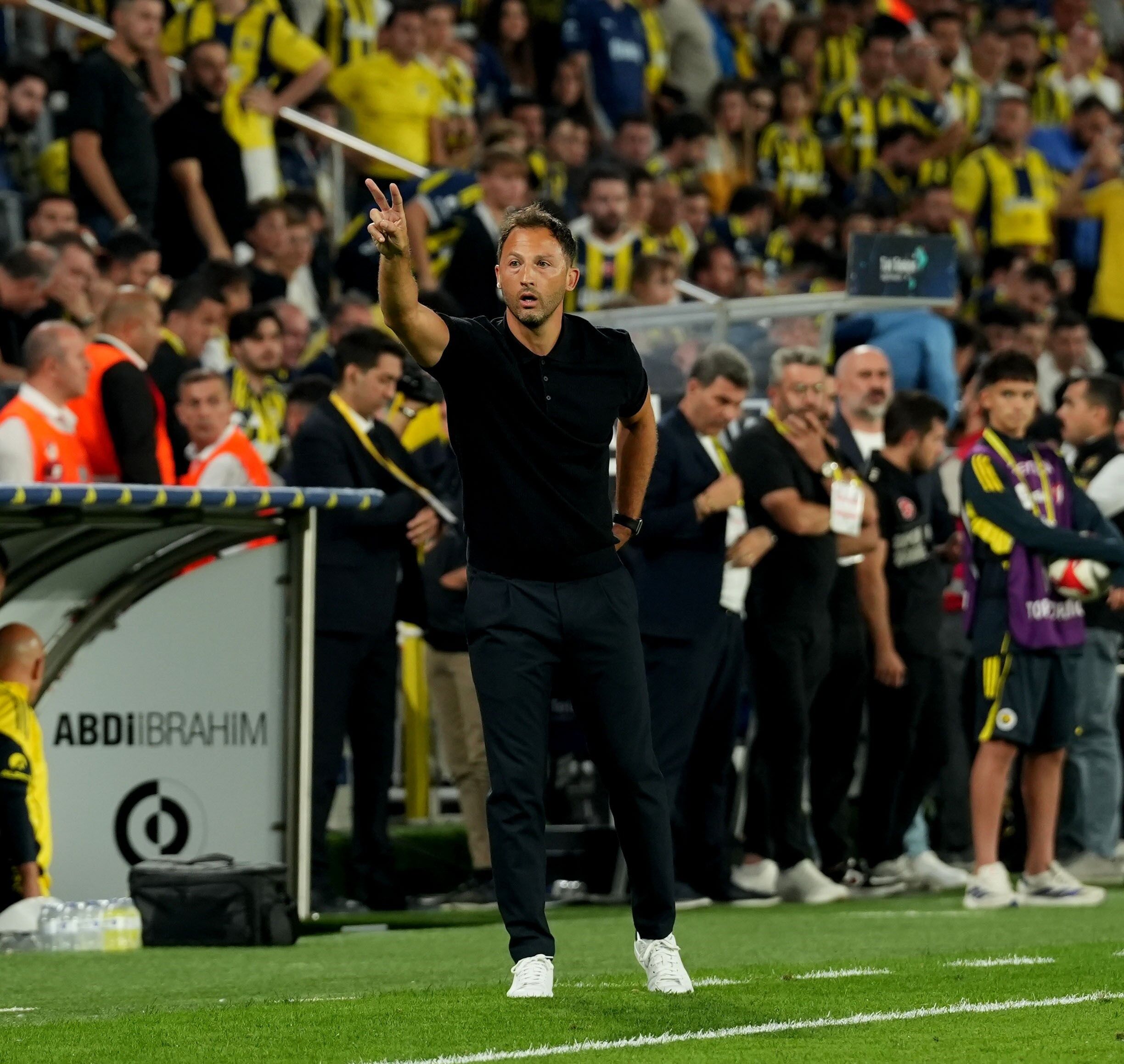Fenerbahçe’de derbi heyecanı: Tedesco ilk kez Beşiktaş’a karşı sahada