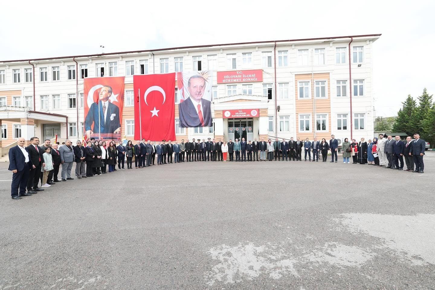 Cumhuriyetin 102. Yılı Dilovası’nda Coşkuyla Kutlandı (17)