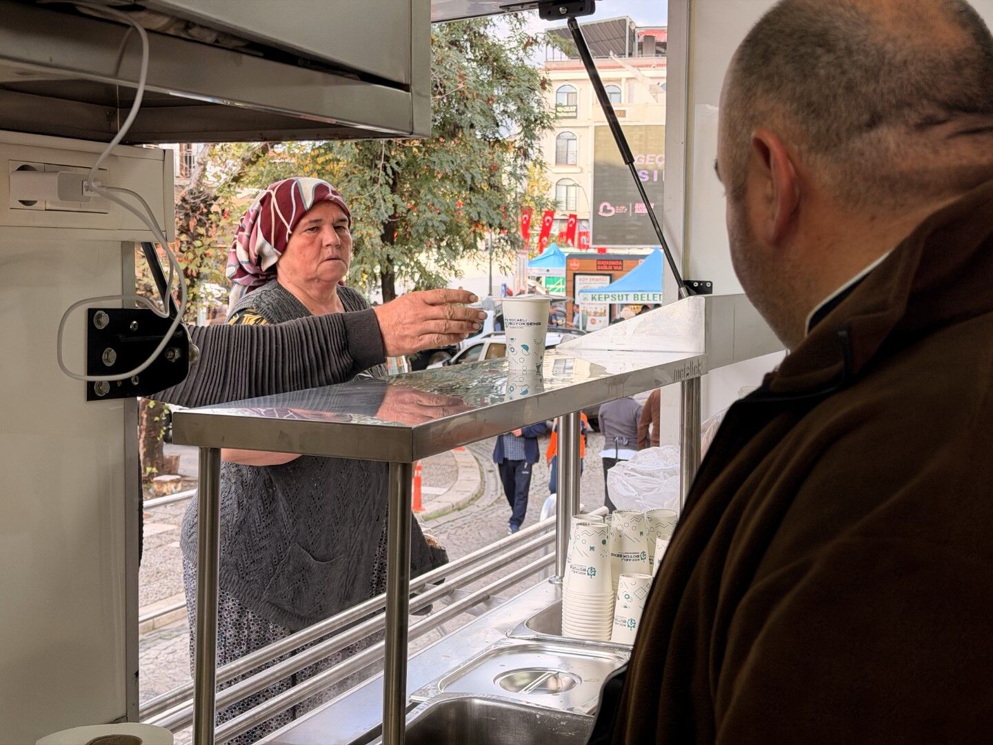 Hızır 41, Tüm Gücüyle Deprem Bölgesinde (11) (Büyük)