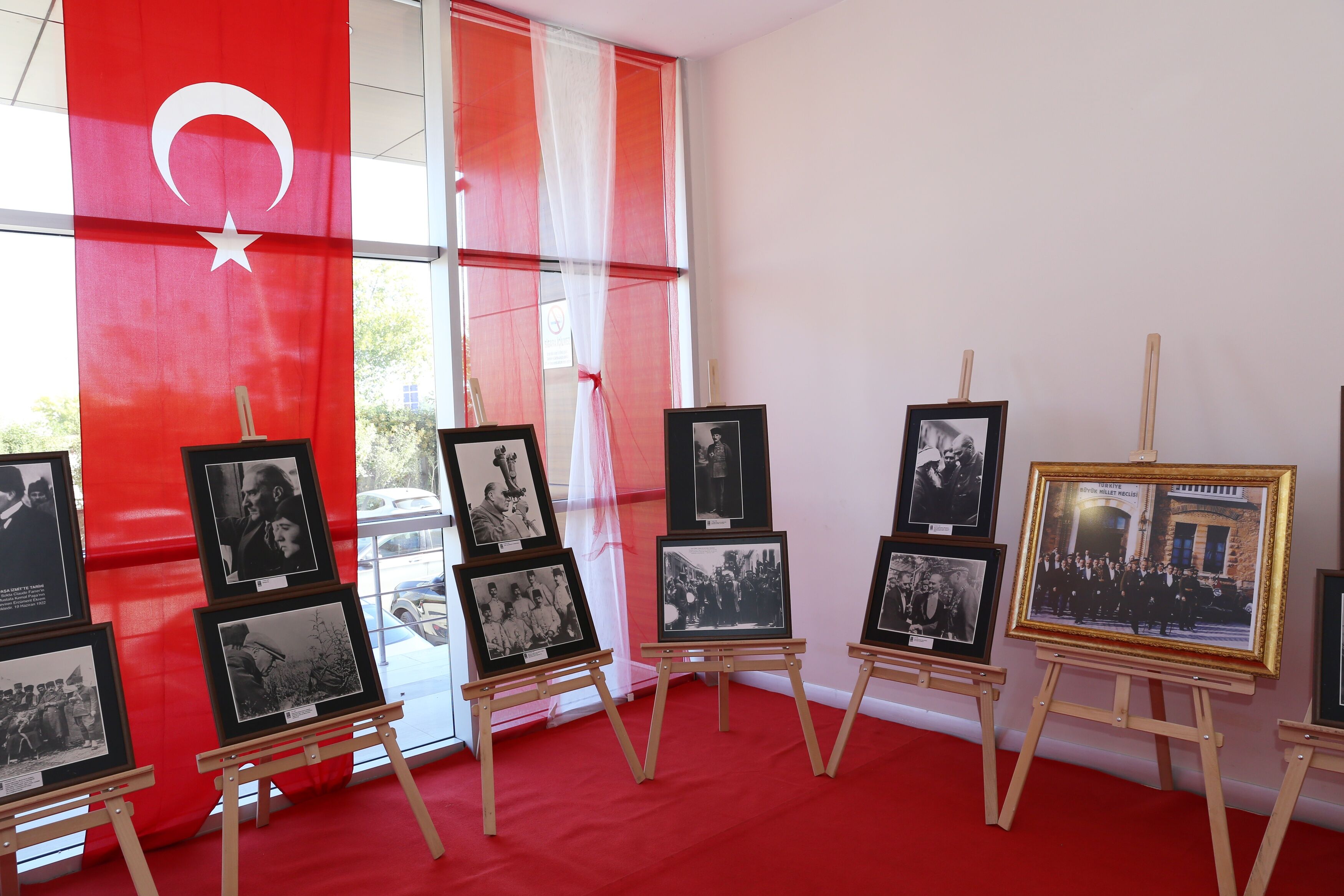 Koto’dan Anlamlı Sergi Atatürk’ün Izinde 102 Yıllık Cumhuriyet Yolculuğu 2