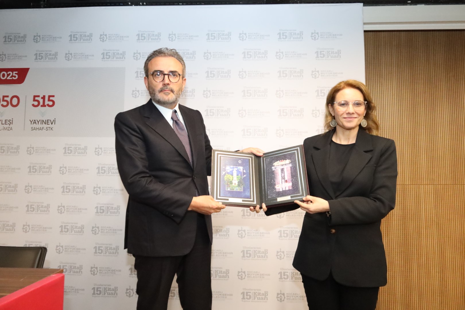 Mahir Ünal Gerçeklik Yoksa Anlamda Yoktur (4) (Büyük)