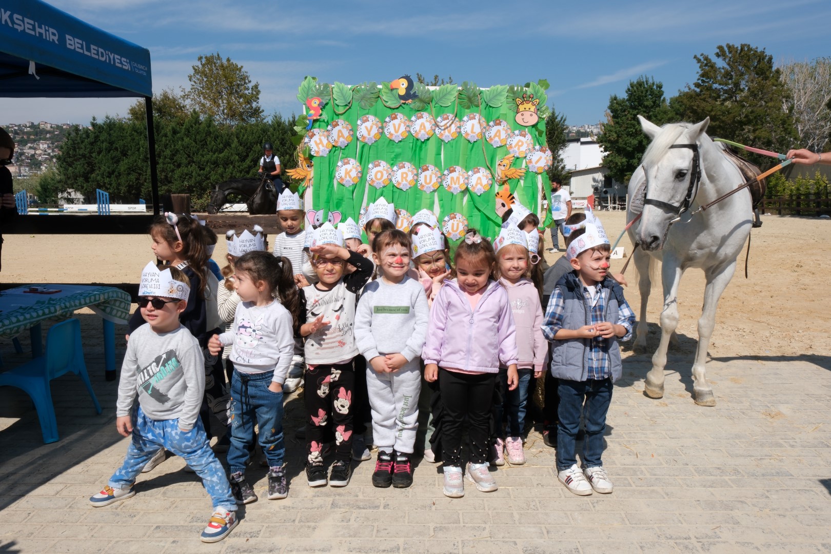 Minikler, Hayvanları Koruma Günü'nde Atlarla Buluştu (7)