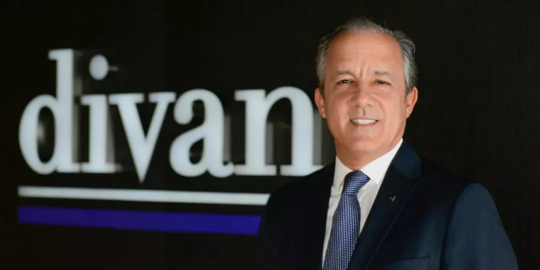 Murat Tomruk Divan Genel Mudur Kimdir Gozalti.jpg