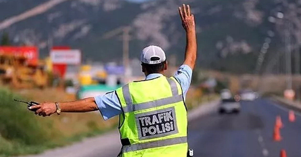 Polis Dur Ihtari Ali Yerlikaya Egm Icisleri Bakanlıgi