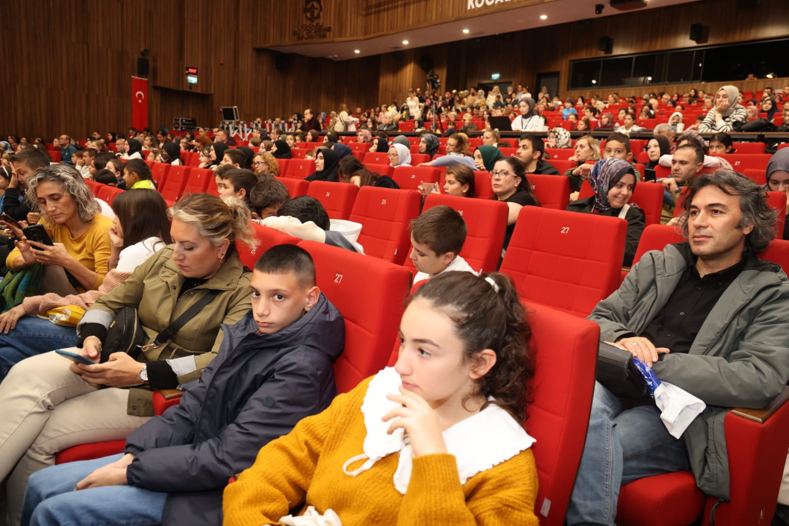 Şermin Yaşar Türkçe'nin En Orijinal Hali Köylerde (3)