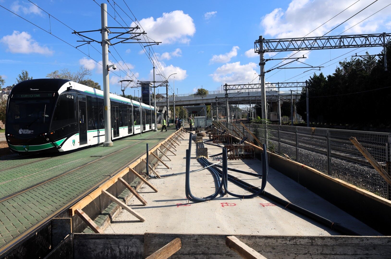 Kocaeli’de tramvay hattı büyüyor: 5 istasyonda genişletme çalışması başladı-4