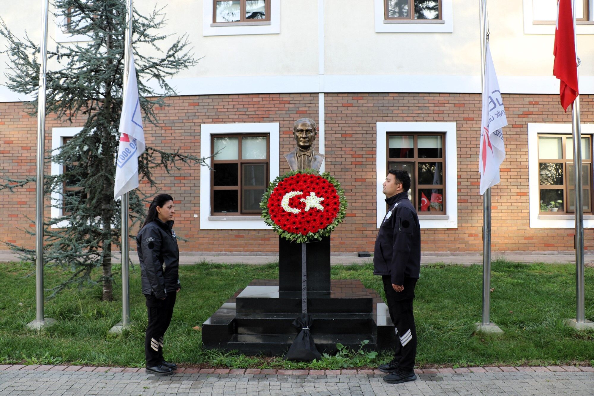 Gebze Teknik Üniversitesi’nde Atatürk’ün Anısına Duygu Yüklü Tören-1