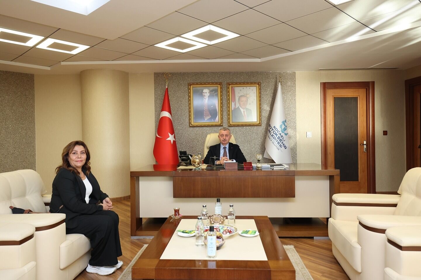 Başkan Büyükakın'a Ziyaretçi Akını (4)