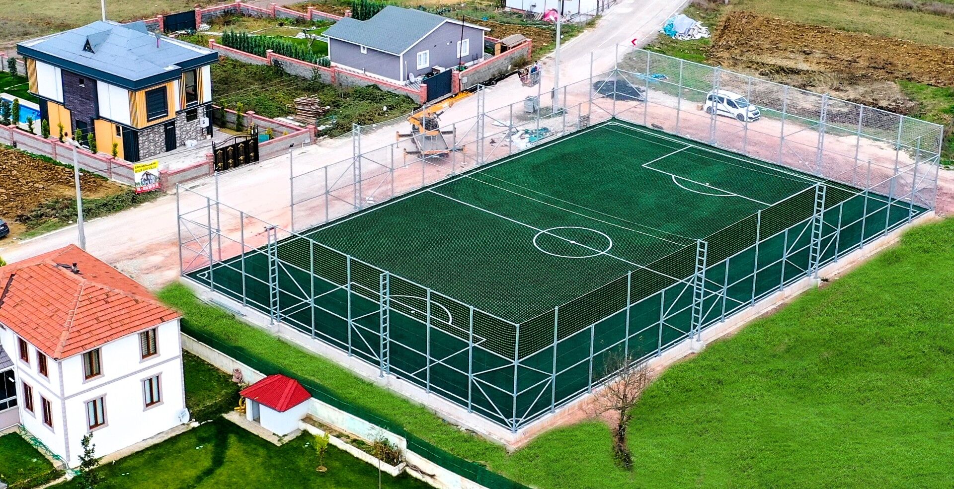 Büyükşehir'den Kırsala 12 Futbol Sahası (3)