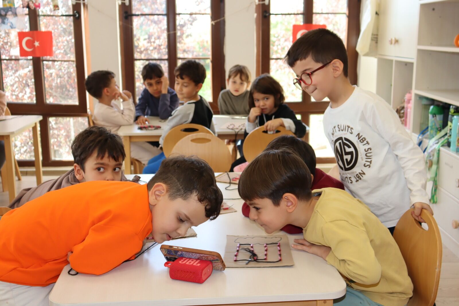Çınar Çocuk Evleri Öğrencilerinin Resimleri Belediyeyi Renklendirdi 2