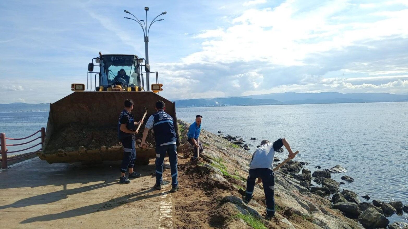 Darıca Millet Bahçesi'nde Temizlik Seferberliği (3)