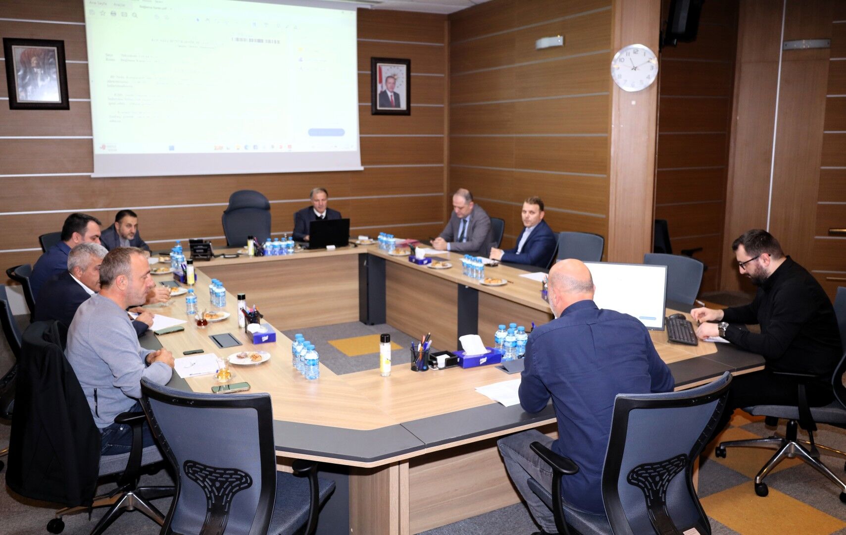 Encümende 6 Otopark Ve 138 Şoföre Para Cezası (1)