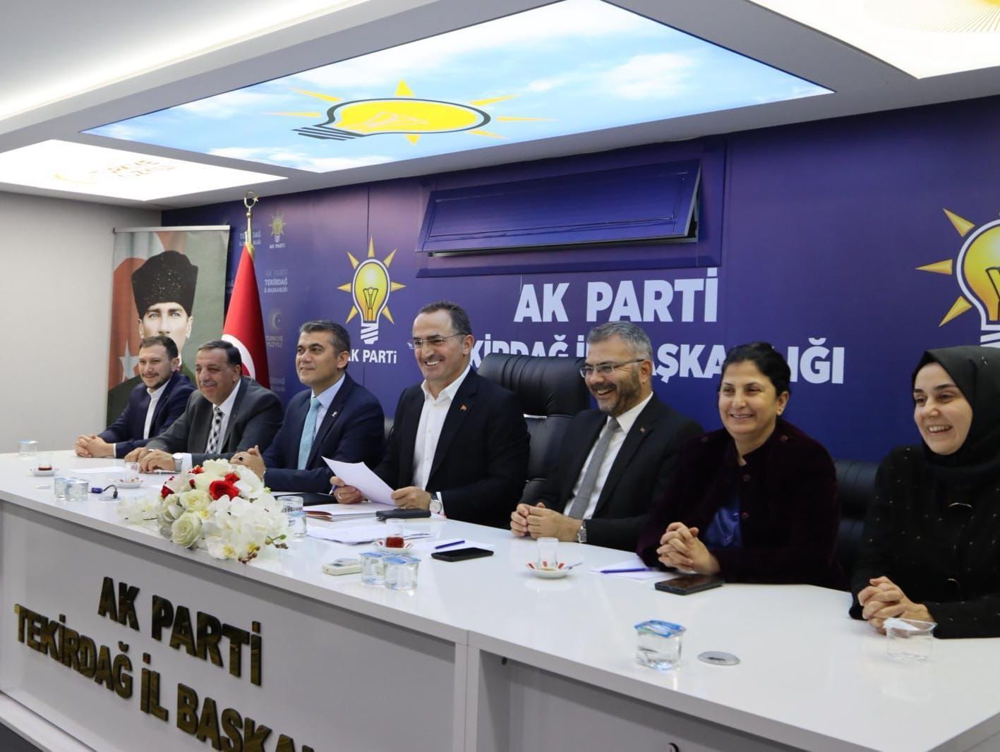 AK Parti bölge teşkilatları Tekirdağ’da birlik ve dayanışma için toplandı-1