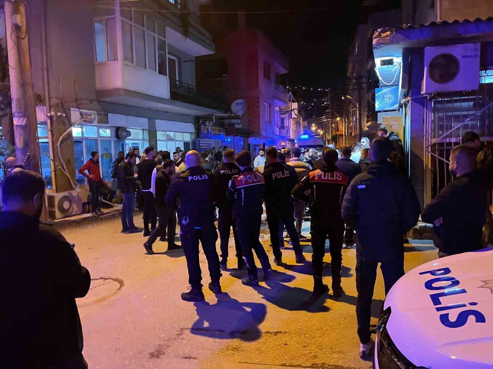İzmir’de Silahlı Saldırı 1 Ölü, 3 Yaralı
