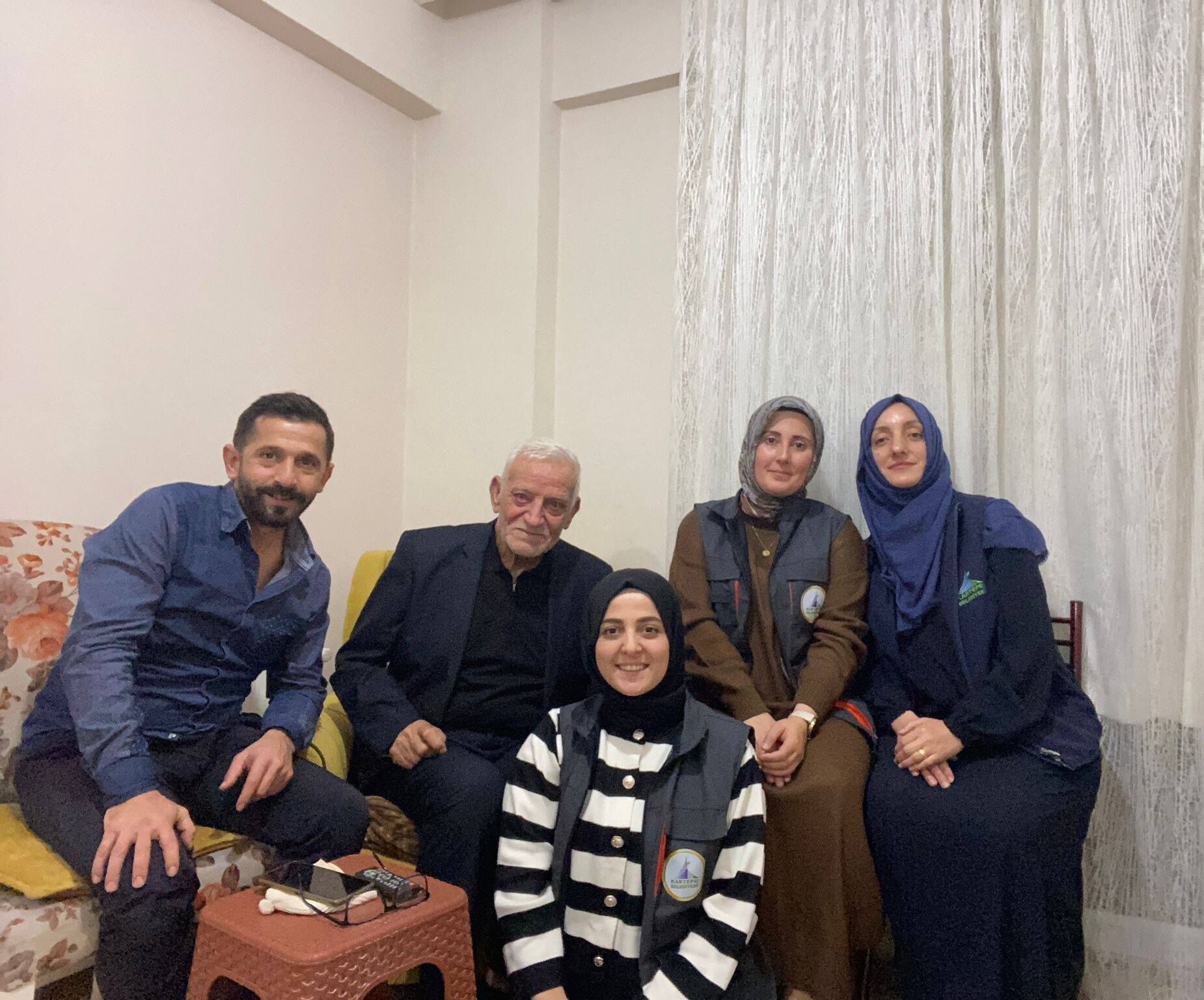 Kartepe Belediyesi Gönüllere Dokunmaya Devam Ediyor 2