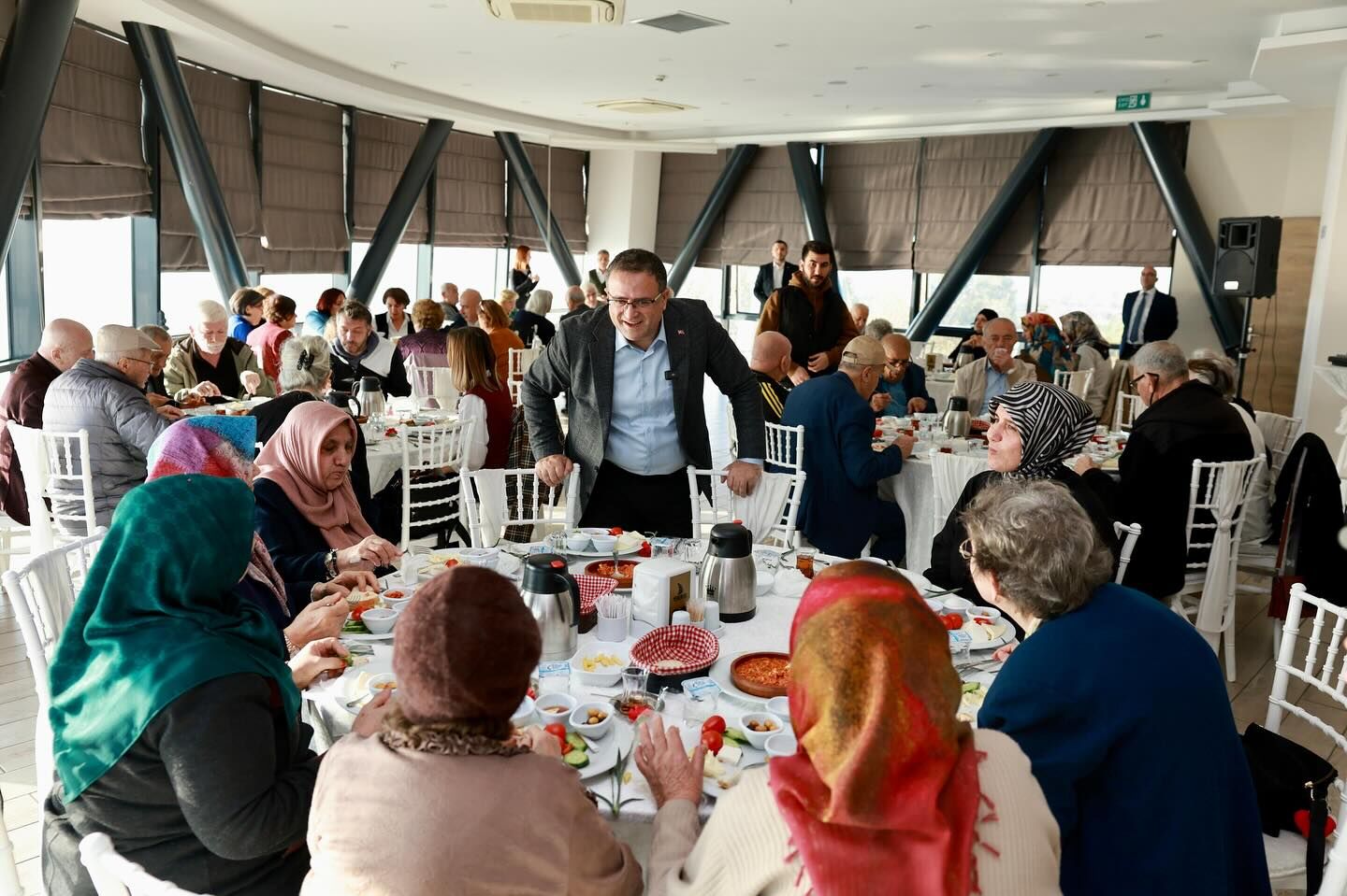 Başkan Gökçe, Kocaeli Huzurevi sakinleriyle Yelken Kafe’de buluştu-2