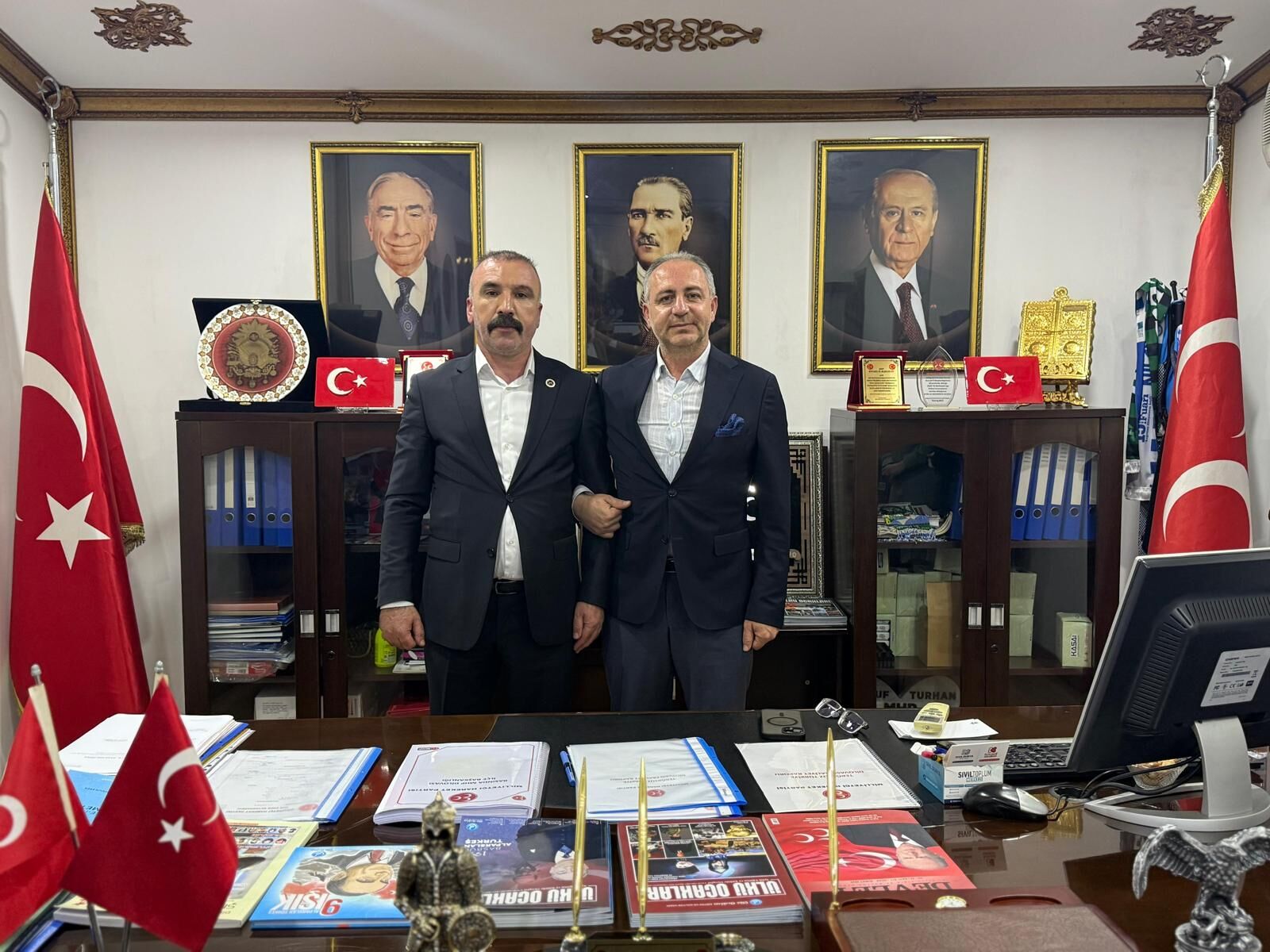 Mhp Myk Üyesi Necdet Öztürkçü’den Dilovası İlçe Başkanı Yusuf Turhan’a Ziyaret 8