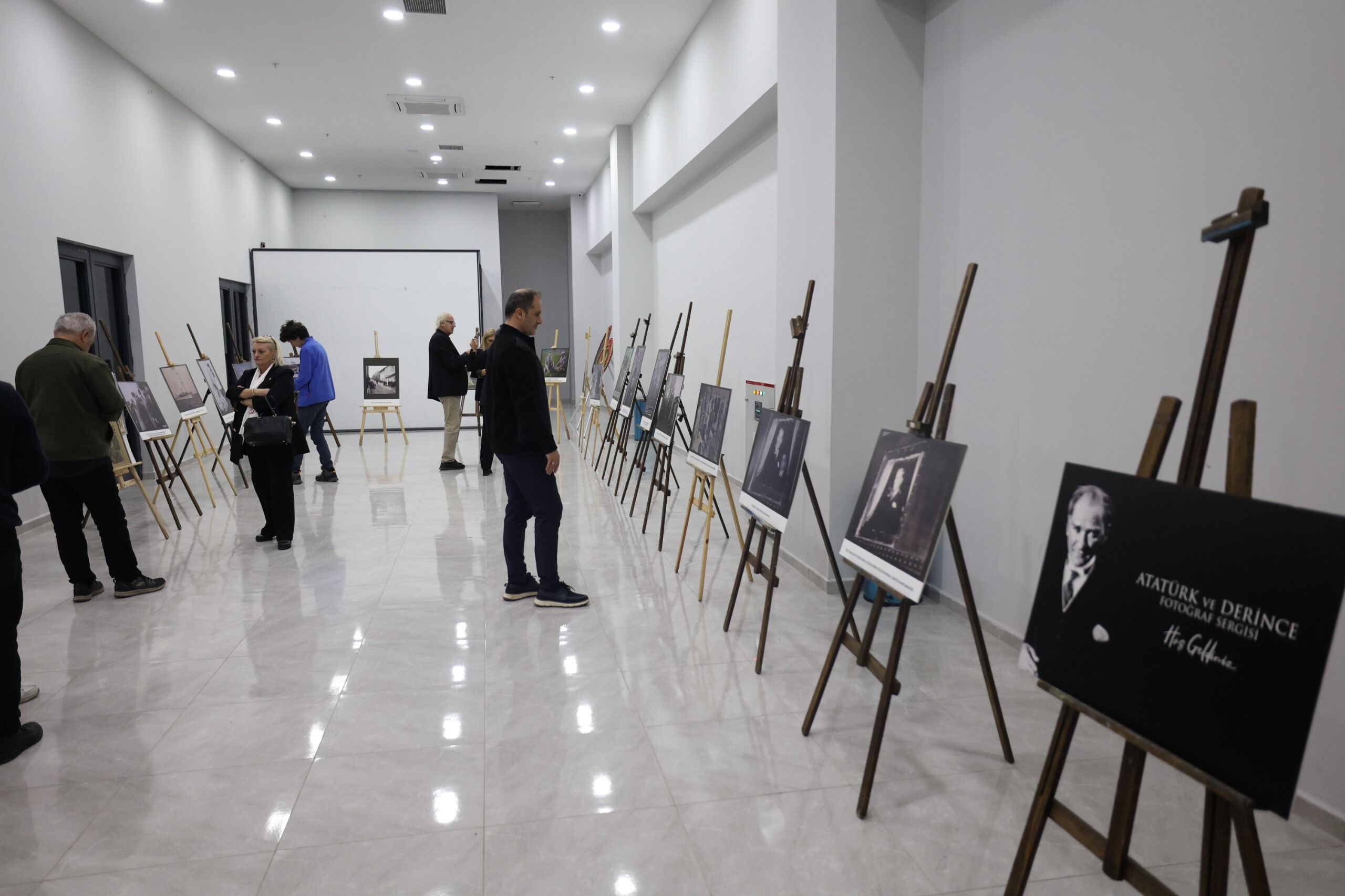 Derince’de duygu dolu anma: Atatürk, özel etkinliklerle yad edildi-1