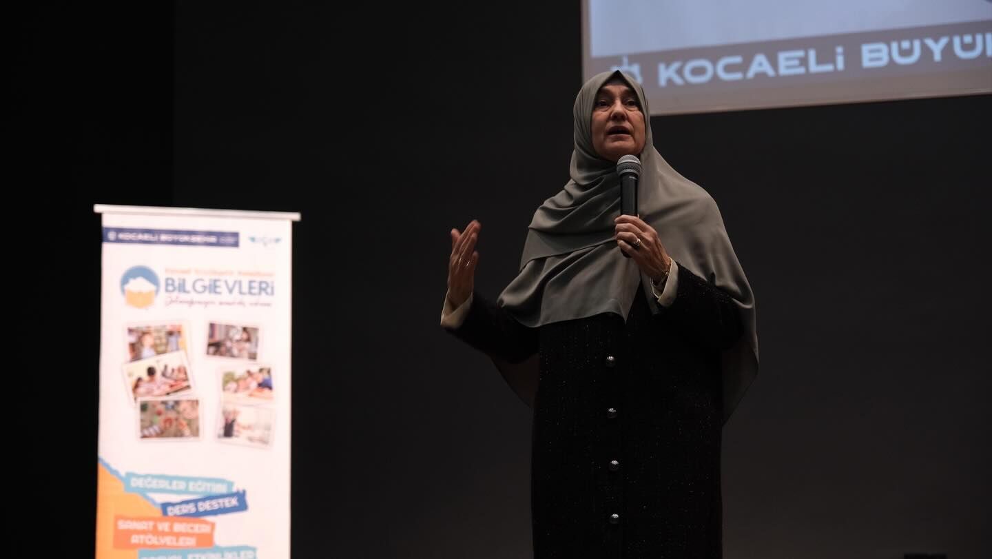 Saliha Erdim, Aile Içi Iletişimin Şifrelerini Anlattı (15)