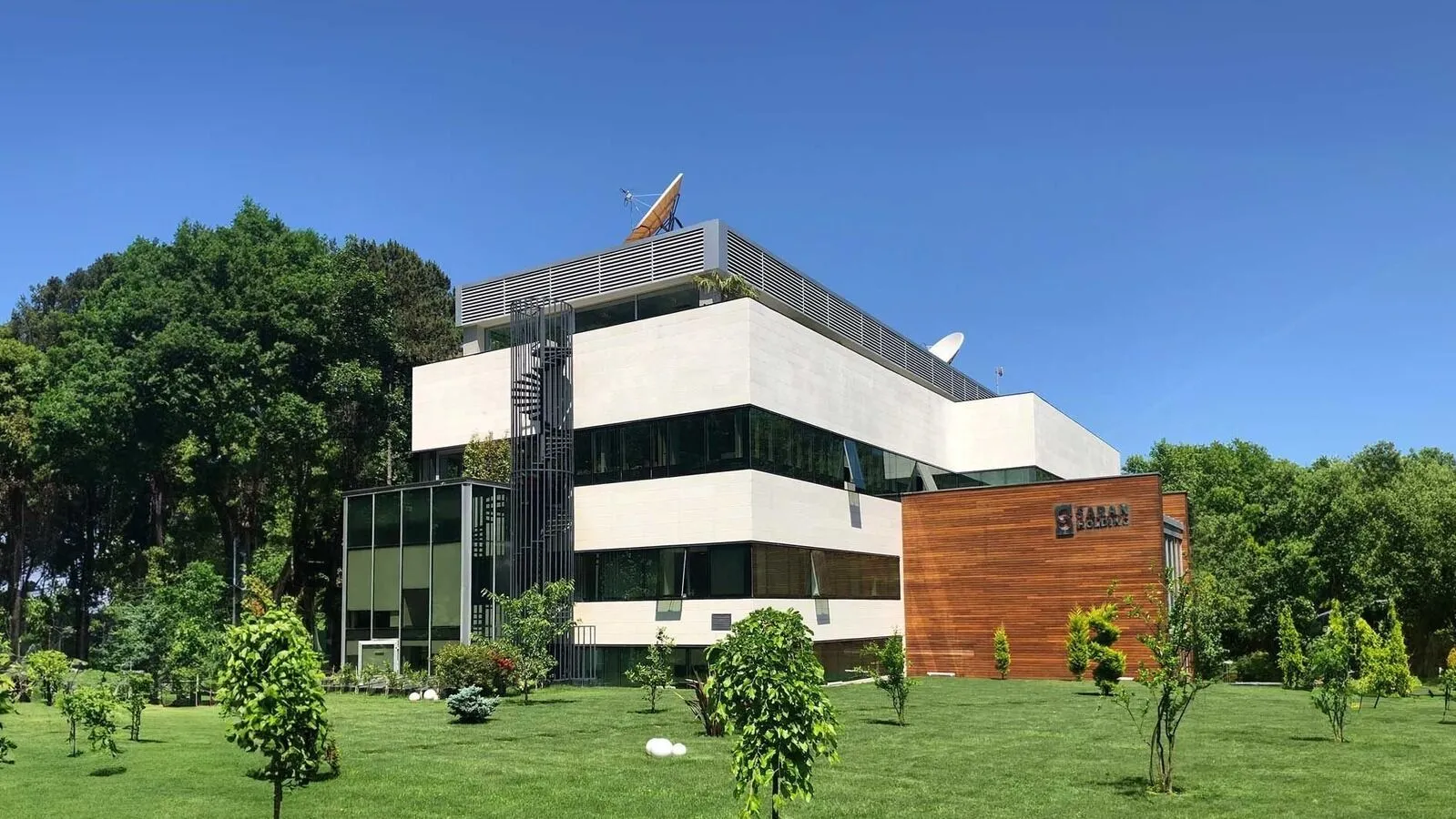 Saran Holding Bunyesindeki Tuttur Com A Sorusturma