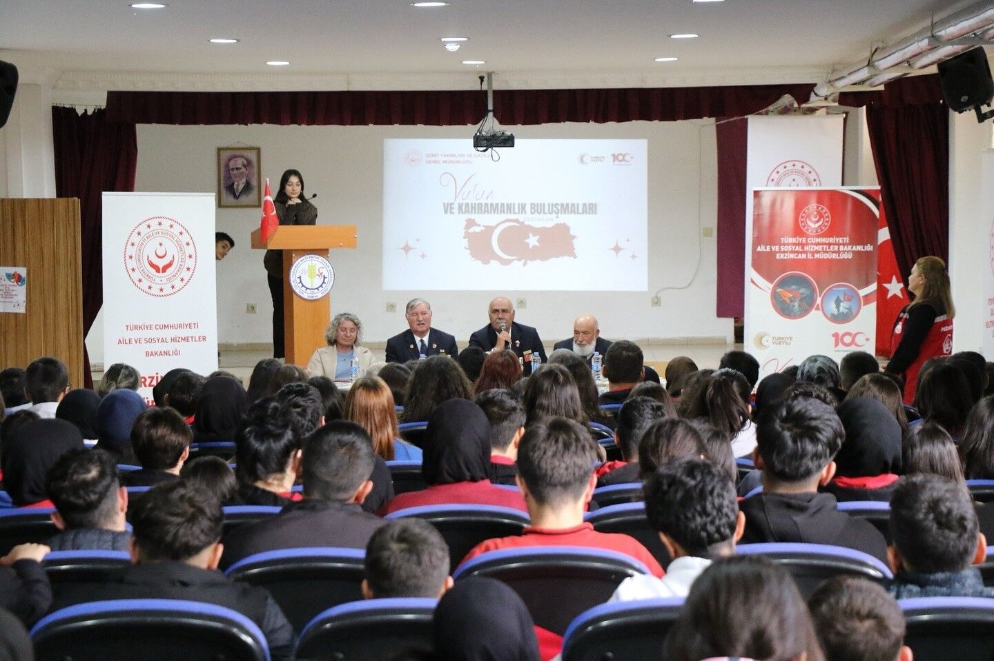 Şehit Yakınları Ve Gaziler Öğrencilerle Buluştu 2