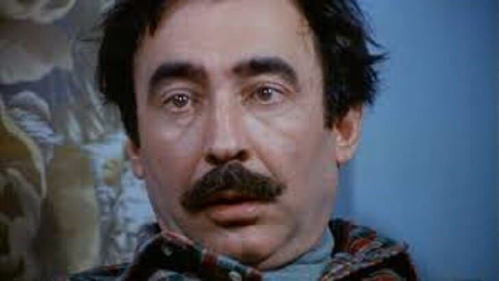 Şener Şen 83 Yaşında: Bir Hayat, Bir Sinema, Bir Efsane