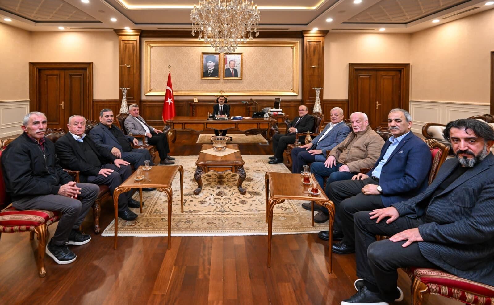 Başarılı boksörlerden Vali Aktaş’a ziyaret