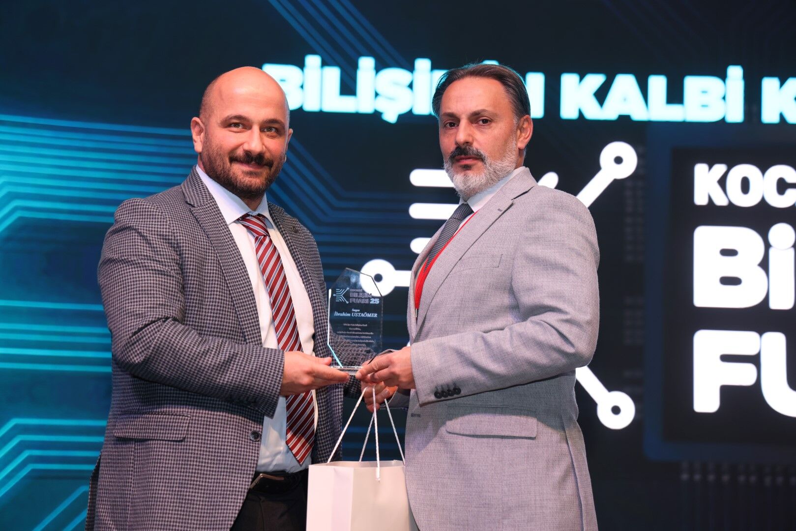 Yapay Zekâ Çağında Kritik Başlıklar Ele Alındı (2)