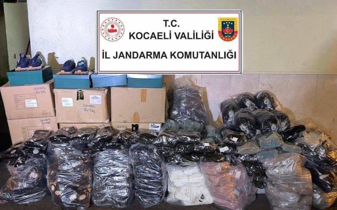 Kocaeli’de Yılbaşı Öncesi Operasyon: 3,75 Milyon TL’lik Sahte Ürün Ele Geçirildi-2