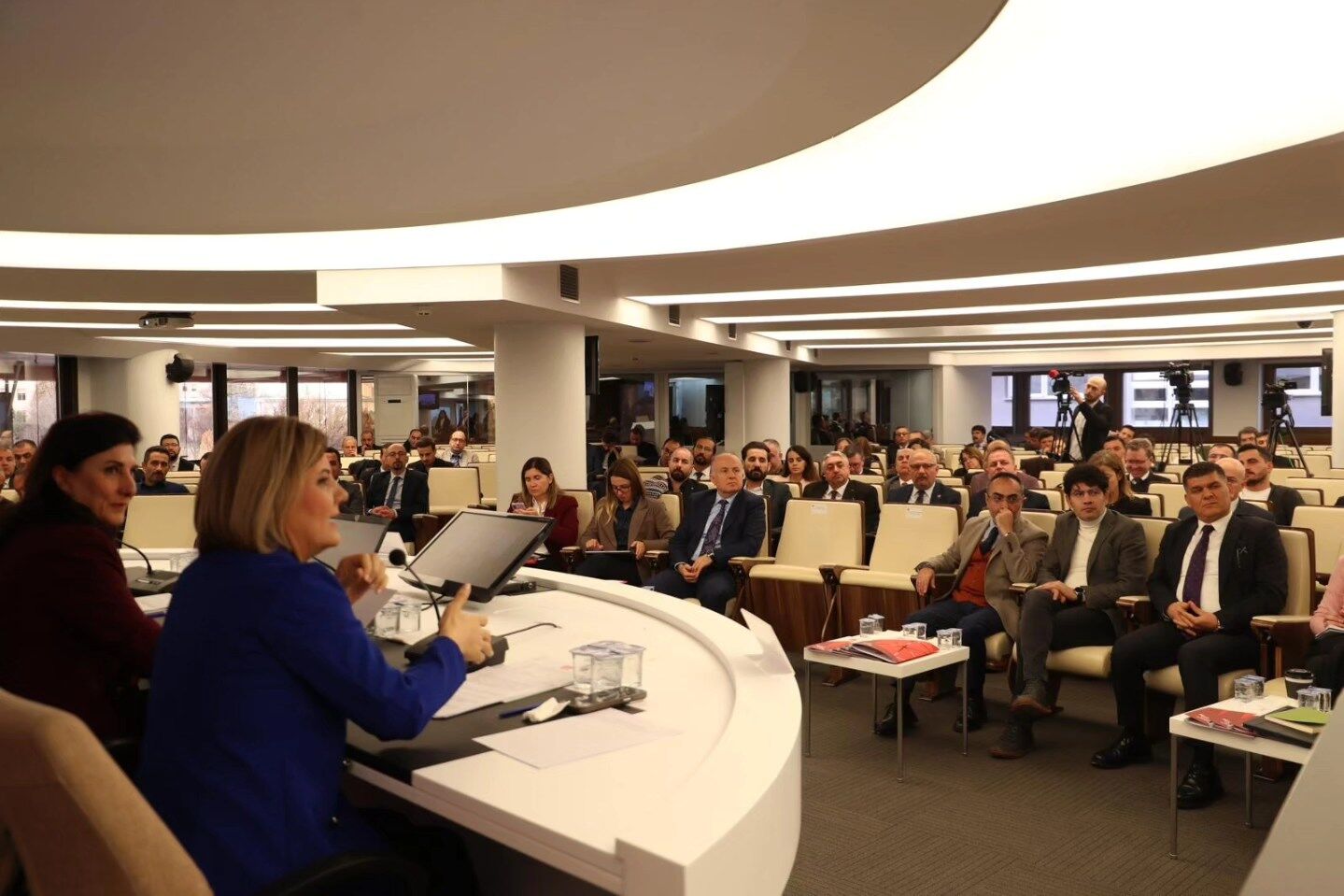 Fatma Başkan’dan Adaletsiz Pay Dağılımına Karşı Kanun Teklifi Önerisi (7)