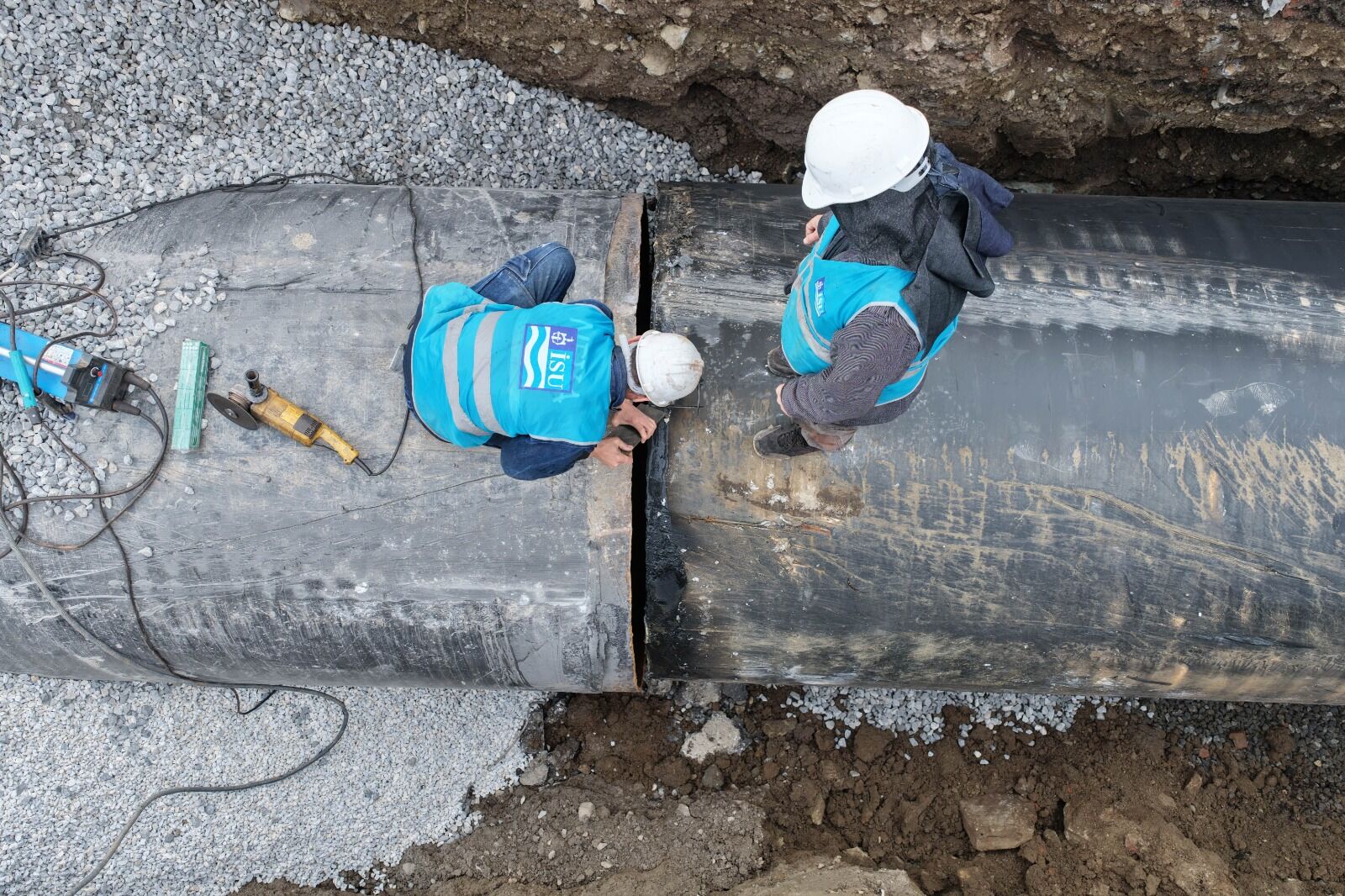 Halidere’de Altyapi Çalişmalari Tüm Hiziyla Devam Edi̇yor (1)-1